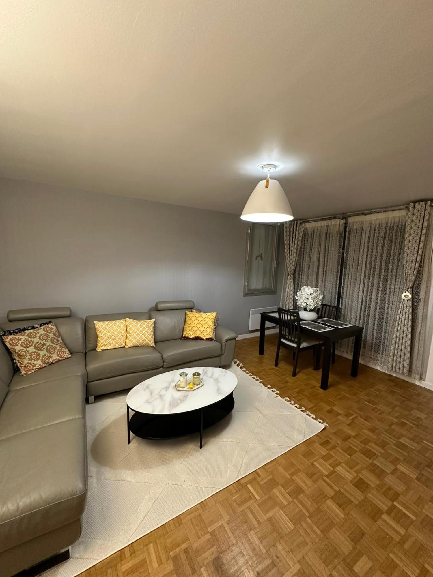 Appartement En Residence- 克利希 外观 照片